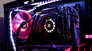 a picture of a gaming computer